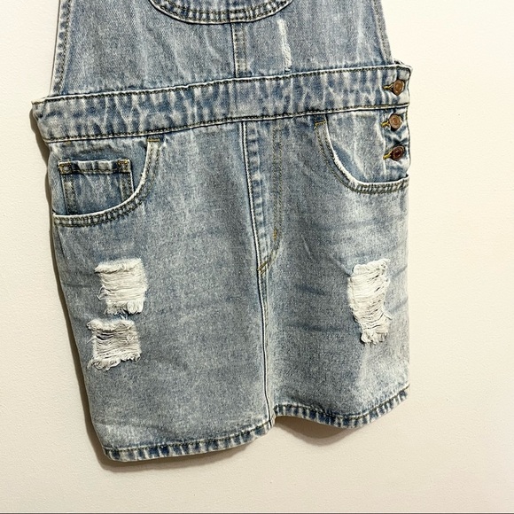 Retro 90s Forever 21 Light Wash Denim Distressed Overall Dress Womens Size XS - Picture 3 of 10